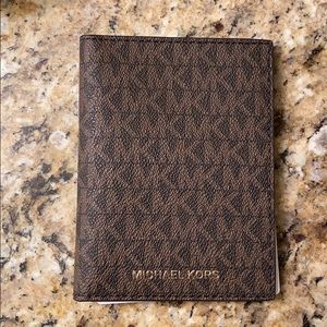 NEW Michael Kors Passport Holder